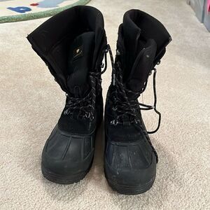 ARTIC SHIELD SIZE 8 WATERPROOF WINTER BOOTS